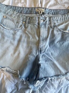 Madewell Light Blue Relaxed Denim Shorts with Contrast Stitching Size 16W